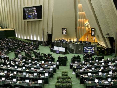 Iranian parliament begins impeachment proceedings against two ministers