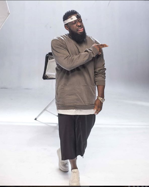 “Stop Beating Your Wife” – Timaya Claps Back At instagram Troll For Criticizing His Statement Against Marriage