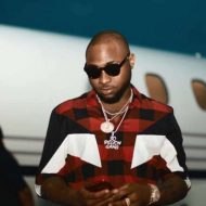 BREAKING: EFCC Allegedly Freezes Davido’s Bank Account; He Reacts!