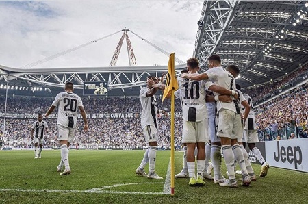 See Photos Of Cristiano Ronaldo Celebrating His First 2 Goal At Juventus