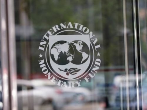 Brexit: IMF warns Britain's economy would suffer 'substantial costs'