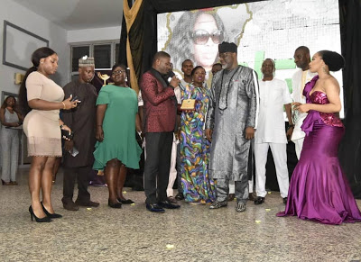 Tonto Dikeh Decorates Dino Melaye As The Most Outstanding Lawmaker Of The Year
