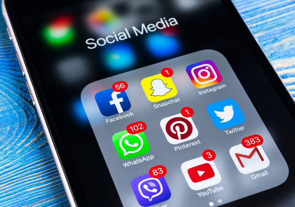 Check Out 6 Ways Social Media Is Currently Affecting Your Mental Health • GLtrends.com.ng