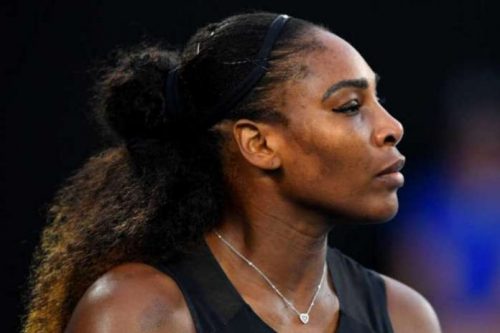 Serena Williams withdraws from Italian Open with knee injury